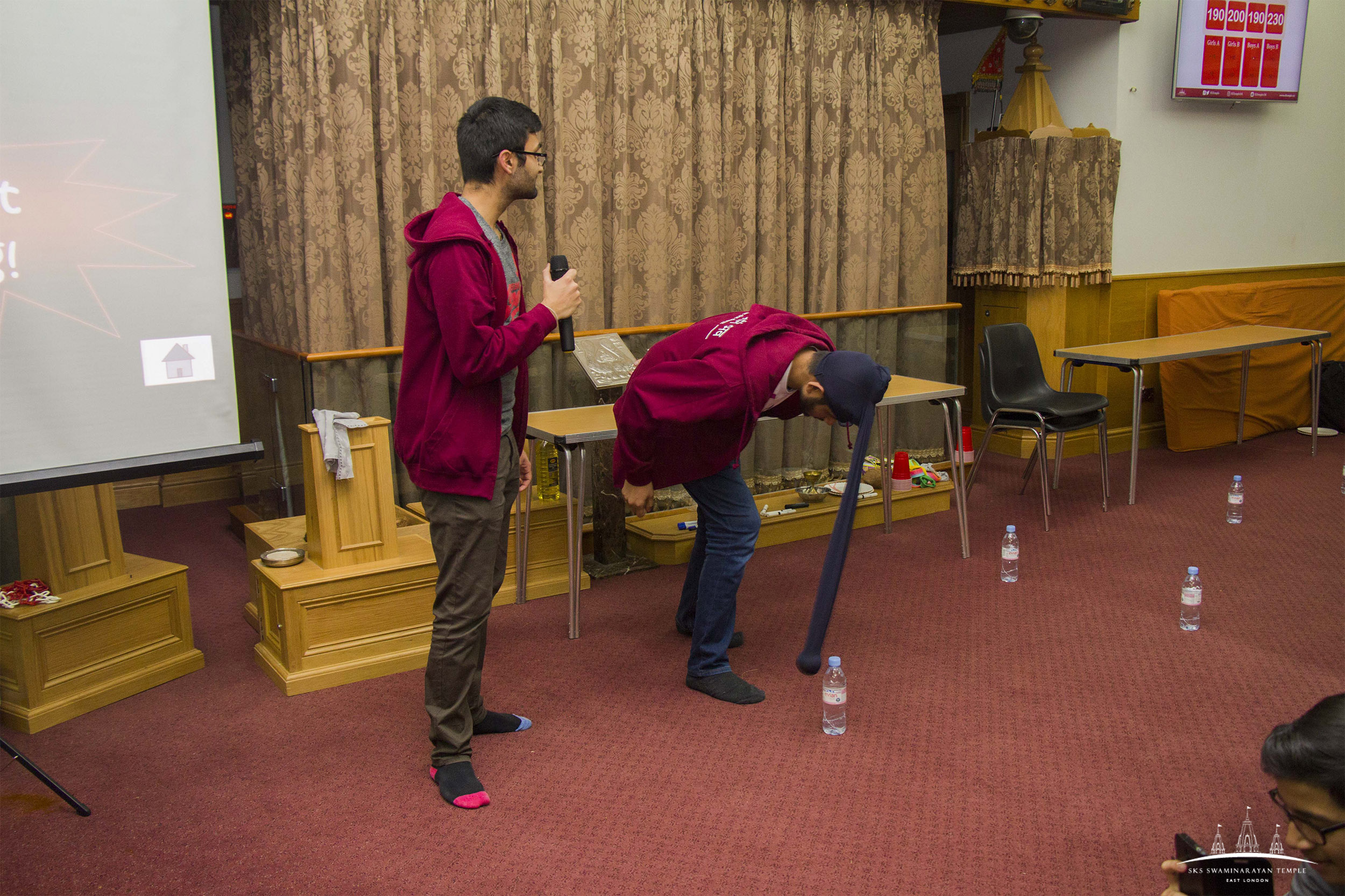 ©1987-2017 SKS Swaminarayan Temple East London